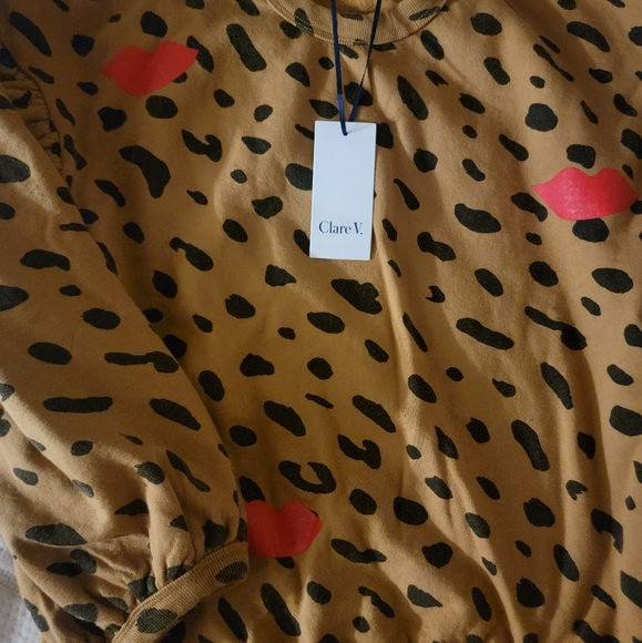 Clare V drop shoulder leopard print sweatshirt Medium - Picture 4 of 6